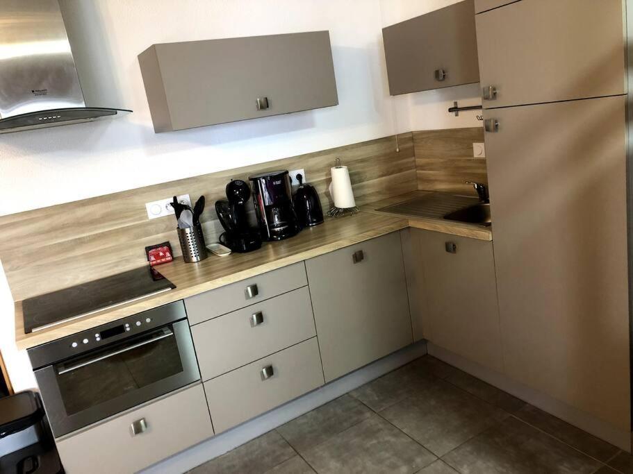 Residence Les Martinets, Grand Studio Vue Degagee, 4 Couchages, Cellier, Meuble De Tourisme 3 Etoiles, Parking Gratuit Chamrousse Exterior foto